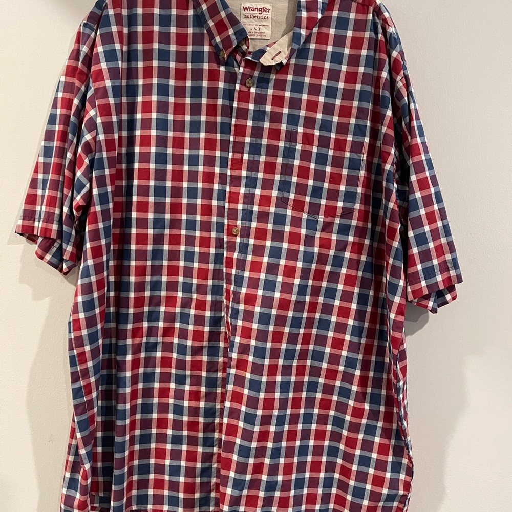 Wrangler Men's Casual Red and Blue Checkered Shirt